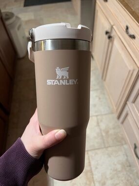 Stanley Travel Tumbler in Taupe with White Lid